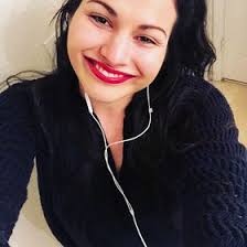 Laura Jaques (lajaque)