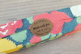 The right set of throw pillows can be the perfect finishing touch to any room. Make Your Own Macaron Box Unoriginal Mom