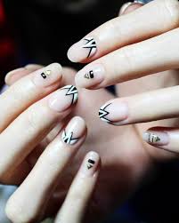 Halloween nageldesign 2016 kann kommen. 40 Nageldesign Bilder Schlichte Nagel Nach Den Neuen Tends