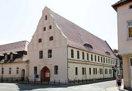 Eines unserer kerngebiete im werbebereich ist die prospektverteilung oder haushaltswerbung. Stadt Und Land Fotos Foto Historische Architektur Hansestadt Gardelegen Grosse Hospital Inschrift Cum Fido Christo Dieses Hospital Spiritus Sancit Ist Wieder Neu Erbauet Im Jahr Christi 1728 Soli Christo Gloria