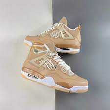 La marque de michael jordan semble avoir trouvé en la air jordan 4 une nike air max 1997 gold eagle blue bell source en témoigne cette nouvelle venue pour l'année 2021 : Air Jordan 4 Shimmer Bronze Eclipse Orange Quartz Metallic Silver For Sale New Jordans 2021