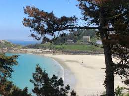 Réalisation naï bouzid, le 23 juin 2018. White Sand Crystal Clear Water Free Parking Review Of Plage De Trestrignel Perros Guirec France Tripadvisor