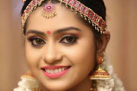 Top 50 Bridal Makeup Artists In Chennai Price Info Reviews Asian Bridal Makeup Bridal Makeup Looks Indian Bridal Makeup