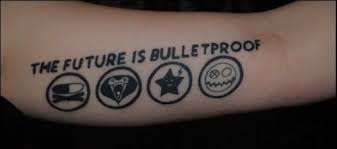 Danger Days Das Wahre Leben Der Fabelhaften Killjoys Danger Fabelhaften Killjoys Leben Wahre Emo Tattoos Tattoos My Chemical Romance