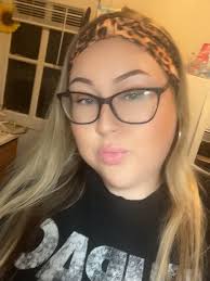 Helloooo everyone!!! My name is Kiko i am 2 years and 10months and i like  chewing wood and running around a lot!!! How you all doing today?! Hope you  will like me!!! |