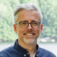 Derek Snider's Instagram, Twitter & Facebook