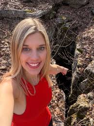 Amanda Bridges-Dunn (@adventuringlight) • Instagram photos and videos