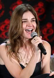 Betsy Brandt - Wikipedia