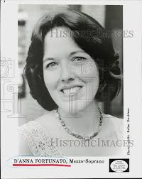 1987 Press Photo D'Anna Fortunato, Mezzo-Soprano