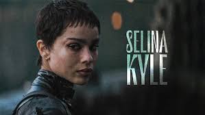 The Batman (2022) Scene: Batman checks