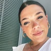 70+ perfiles de «Babs Gil»