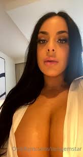 Watch online Gemma Michaela aka Iamgemstar - Im so horny at work. Im  working late tonight so lets have a little fun... swipe to watch on X-video