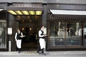 Cecconi's offers an elegant and relaxed dining experience to enjoy the cuisine of celebrated executive chef sergio sigala. Cecconi S Mayfair Home