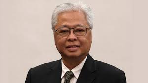 Yb dato' seri mohamed azmin ali. Ismail Sabri Mula Tugas Timbalan Perdana Menteri