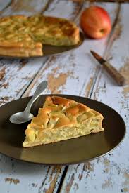 J Ai Decouvert Cette Specialite Charentaise Sur Le Blog De Michele Un Delicieux Gateau Aux Pommes Au Yaourt Bien Mo Gateau Aux Pommes Delicieux Gateaux Pomme