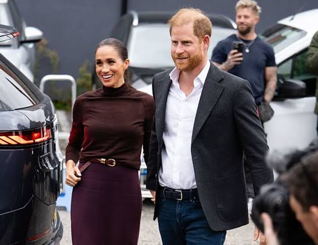 Harry and Meghan 'seen as phonies' by UK public - 'no one's interested' -  AOL
