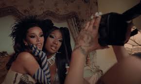 Greek translation of 34+35 by ariana grande. Ariana Grande S 34 35 Remix Video What Britney Spears Concept For Slumber Party Should Have Been Culled Culture