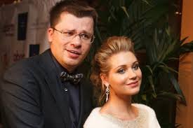 скандал соловьев и собчак на тв вырезано из эфира Vsyo Bylo Po Nastoyashemu Harlamov Vpervye Nazval Igru Asmus V Tekste Gryaznym Slovom