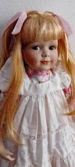 Muñeca Porcelana de segunda mano por 25 EUR en Santa Cruz de Tenerife en  WALLAPOP