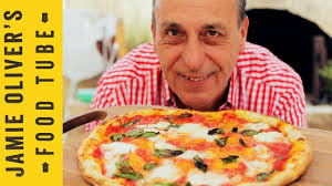 Gennaro Contaldo Jamie Oliver You Guys Asked For An Easy Pizza Recipe And Here It Is Who Better To S Pizza Recipes Dough Perfect Pizza Perfect Pizza Dough