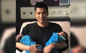 Sheikh muszaphar shukor apabila beliau bersama isteri dr. Dr Sheikh Muszaphar Timang Anak Kembar Di Hari Lahir Iluminasi