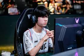 [LCK] 공격의 BNK 피어엑스, DK 3:2로 격파하고 승자전으로 | LoL 인벤