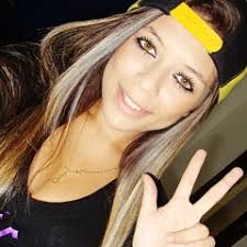 Stream Rafaela Rodrigues 19 music