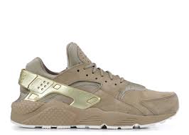 If you have any questions just dm us 📥 trainer releases, collections & news 📲. Nike Huarache Sneakers Flight Club