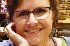 Lynette Schultz's Instagram, Twitter & Facebook