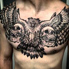 30 Ideas De Tatuajes En El Pecho De Hombre Mujer Significado Ellos se pintaban sus tatuajes de una forma muy rudimentaria, utilizando agujas o la famosa tinta china. 30 ideas de tatuajes en el pecho de
