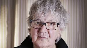 L'émouvante lettre de l'ex-compagne de Jacques Higelin: elle raconte ses  derniers moments avec "un gamin malicieux aux doux cheveux blancs"