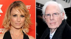 Many, however, were eager to see a more sinister meaning behind his cryptic message. Shawnee Smith Bruce Dern Star In Christmas Vs The Walters Indie Deadline