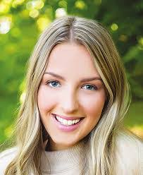 Deb Lorenz's Instagram, Twitter & Facebook