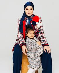 She is currently the most successful malaysian singer. Dato Seri Siti Nurhaliza Ded4h Bayi Kedua Ini Merupakan Kembar Kepada Anak Sulungnya My Blog