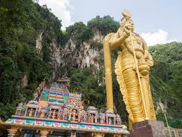| guarded by a monumental statue of hindu deity lord murugan, the batu caves are a malaysian national treasure and an unmissable day trip from kuala lumpur. Kuala Lumpur Malaysien Batu Caves 5 Smilesfromabroad
