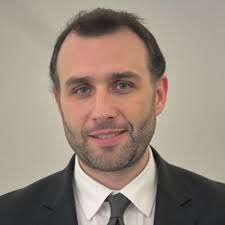 𝗧𝘂 𝗺'𝗮𝘀 𝗳𝗮𝗶𝘁 𝗲́𝗰𝗼𝗻𝗼𝗺𝗶𝘀𝗲𝗿 𝟭𝟭𝟭 𝟲𝟬𝟬 €.”