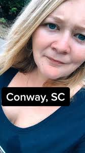 Josie Conway's Instagram, Twitter & Facebook