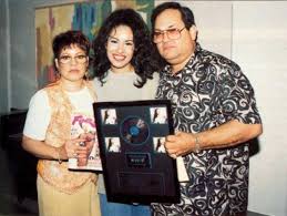 Weight loss problems, mexican girls be like, selena quintanilla, pizza. Selena Quintanilla Starsunfolded