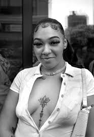 Portraits with the Q2 with Ben Staley