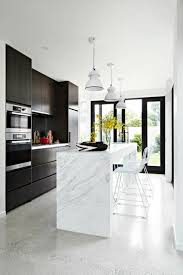 Decouvrir Le Sol En Beton Cire Dans Beaucoup De Photos Renovation Cuisine Cuisine Moderne Cuisines Design