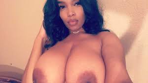 DamnArielle - ShesFreaky