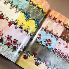 Stunning Stitches For Crazy Quilts Book Review Crazy Quilts Patterns Crazy Quilts Crazy Quilt Stitches