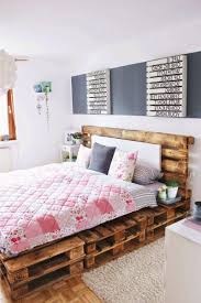 52 Diy Palettenbett Designs Palletbeds Palletbed Schlafzimmer Diypallet Wasserbett Furniture Bedro Diy Furniture Bedroom Pallet Furniture Home Furniture
