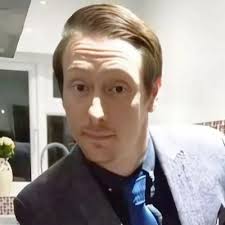 Darren Marsh (@DMDazz)