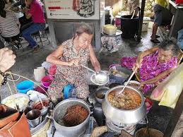 Lokasi warungnya di jalan penang kota penang, berseberangan dengan kantor polisi pusatnya kota itu, mungkin itu yang membuat si penjual jujur mulai hari ini yang di malaysia juga liburan akibat isra miraj sampai puncaknya tanggal 21 april nanti di penang ada festival kuliner mulai jam 5 sore sampai. Puaskan Selera Dengan 5 Jajanan Kaki Lima Enak Yang Ada Di Penang Malaysia