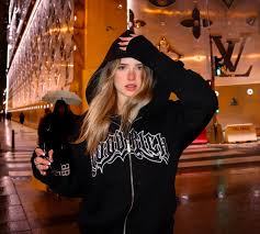 Reconocida tiktoker abre convocatoria para encontrar novio entre sus  seguidores de todo el mundo: esta puede ser su oportunidad - Infobae