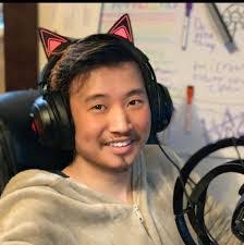 Anthony Castellitto's Instagram, Twitter & Facebook