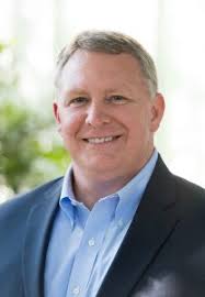 Kevin Mest's Instagram, Twitter & Facebook