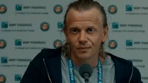 “El quinto set”: la película de Netflix que retrata el costado menos  glamoroso del tenis profesional