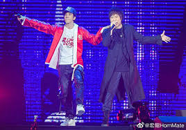 Let's bring chinese music & pop culture to the world!. Leehom Wang Kisses Wife At His Concert Jaynestars Com